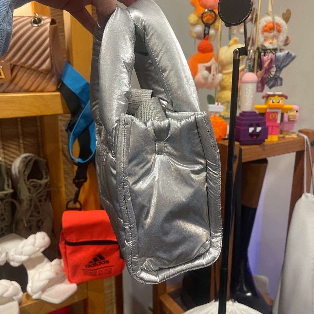Silver Quilted Puffer Tote Bag - Women's Handbag - Picture 3 of 5